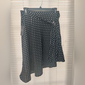 NWT - L.N.V. tie waist jersey skirt knee